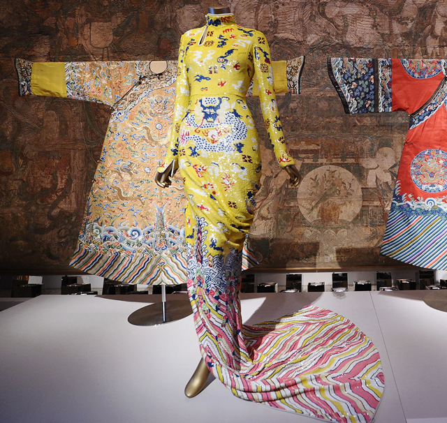 Презентация выставки "Зазеркалье" в Метрополитен-музее (фото 1)