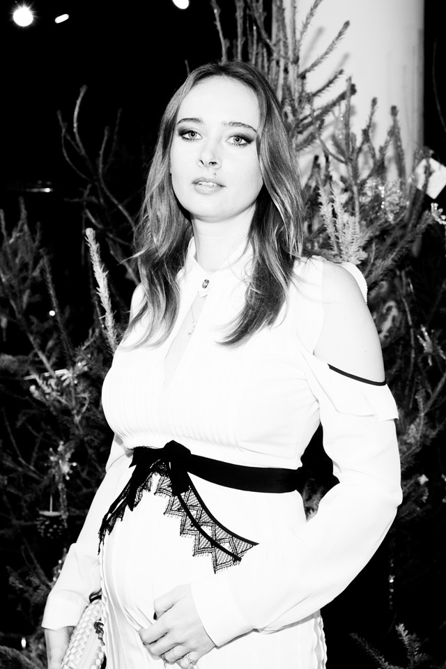 Ольга Сорокина Снежный коктейль в честь новой коллекции Yana в Podium Concept Store (фото 18)