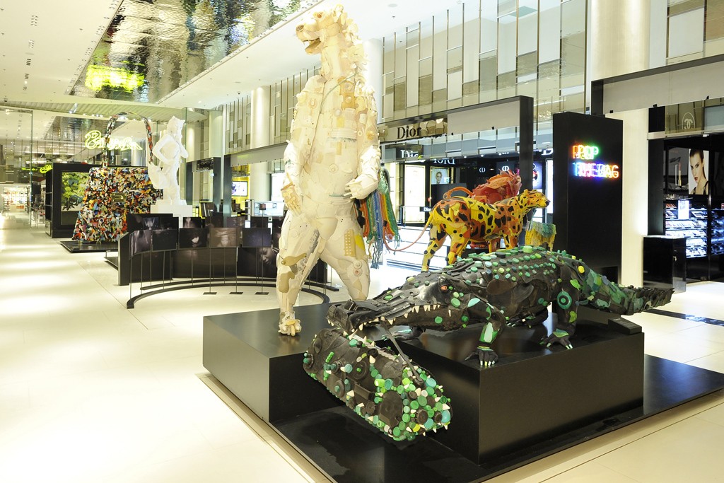 Универмаг Printemps ушел под землю (фото 1)