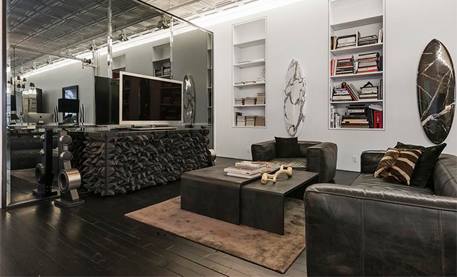 Купите лофт у Ванга: дизайнер продает свои апартаменты в Трайбеке (фото 2)