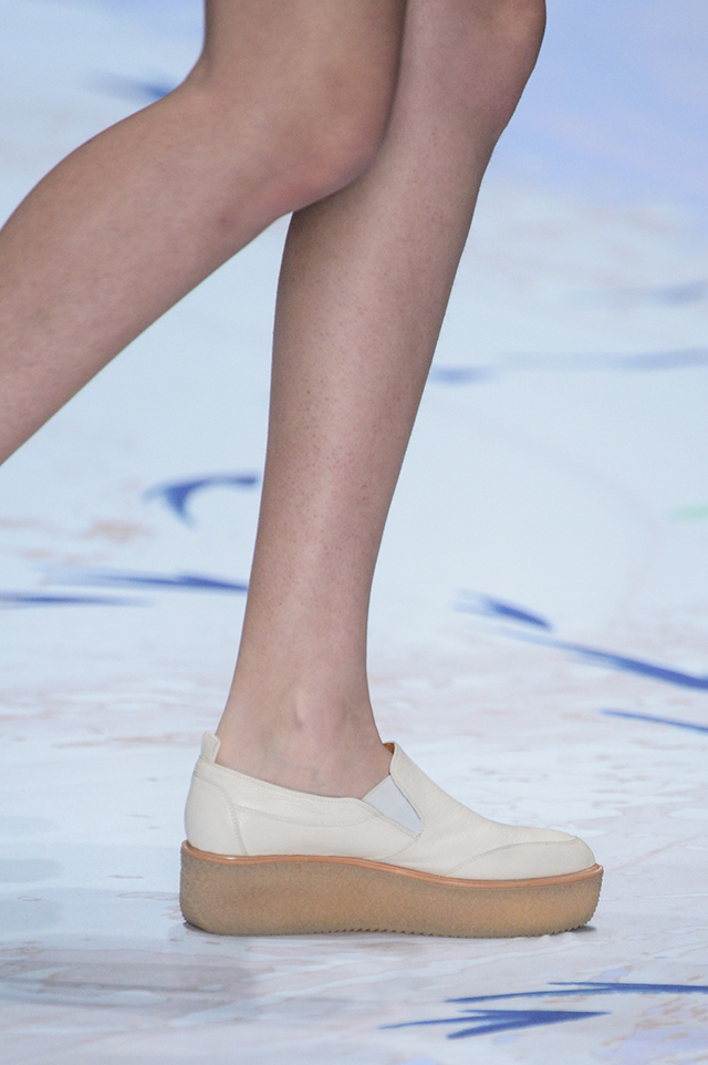 Обзор Buro 24/7: Alena Akhmadullina, осень-зима 2015 (фото 3)