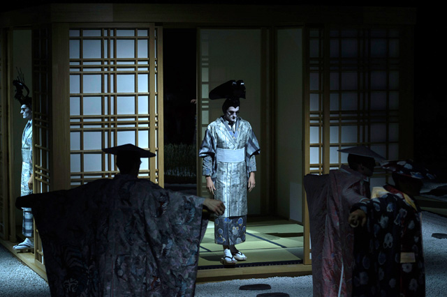 Обзор Buro 24/7: мужская коллекция Thom Browne, весна-лето 2016 (фото 1)