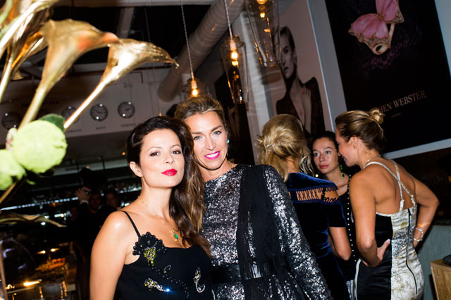 Гости вечеринки Stephen Webster Bye-Bye Summer Party (фото 19)