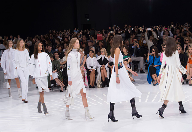 Обзор Buro 24/7: Dior, весна-лето 2015 (фото 2)