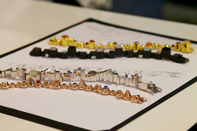 Эдди Борго: "Украшение — это талисман, оно само притягивает нужных ему женщин" (фото 9)