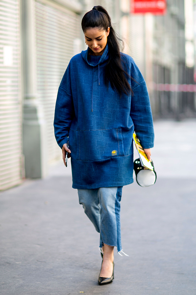 Неделя моды в Париже, весна-лето 2017: street style. Часть 2 (фото 22)