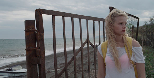 Кадр из фильма "Как меня зовут", 2014 Девушка недели: Александра Бортич (фото 3)