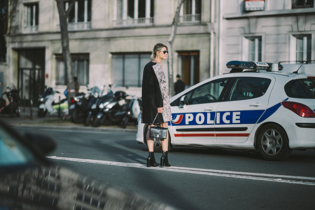 Неделя высокой моды в Париже, весна 2016: street style (фото 7)
