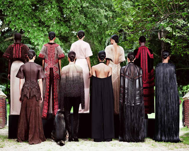 Ходят слухи: Givenchy собираются вернуться в мир haute couture (фото 1)