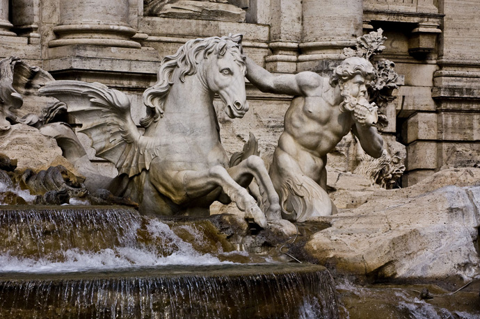 Фонтан Треви в Риме, реставрацию которого финансировал Fendi Модный блиц: Пьетро Беккари, исполнительный директор Fendi (фото 3)