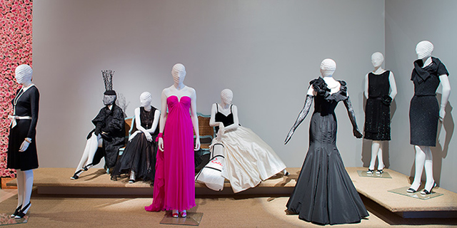 Личный взгляд: фильм о выставке в честь Оскара де ла Ренты (фото 1)