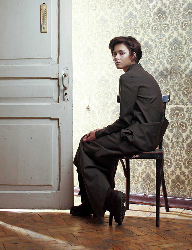 Актриса Тинатин Далакишвили в лукбуке Ria Keburia, осень-зима 2014 (фото 3)