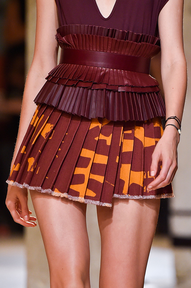 Обзор Buro 24/7: Isabel Marant, весна-лето 2015 (фото 1)