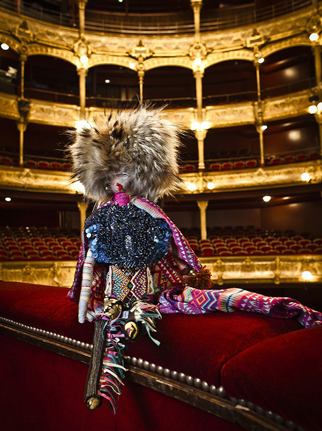 Дизайнеры создали 44 куклы для благотворительного аукциона UNICEF (фото 3)