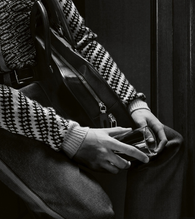 Итан Хоук и другие звезды в рекламной кампании мужской коллекции Prada (фото 7)