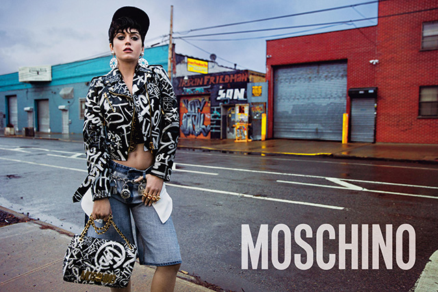 Полная версия: Кэти Перри в кампании Moschino, весна-лето 2015 (фото 2)