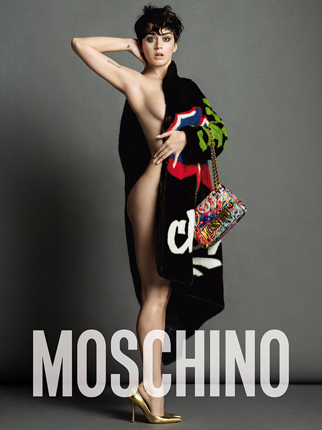 Полная версия: Кэти Перри в кампании Moschino, весна-лето 2015 (фото 5)
