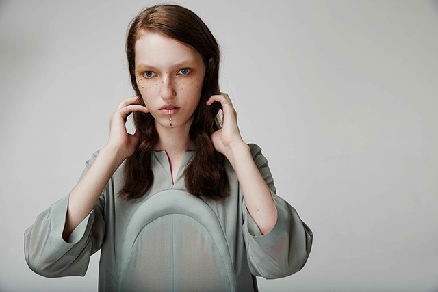 Обзор Buro 24/7: Vardoui Nazarian, весна-лето 2016 (фото 1)