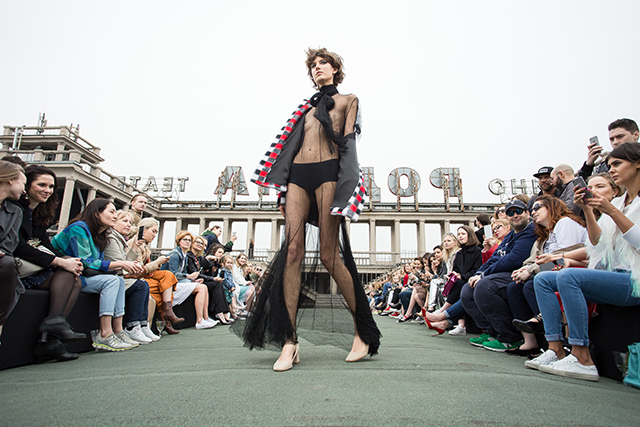 Обзор Buro 24/7: Walk of Shame, осень-зима 2016 (фото 1)