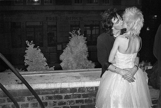 Дерек Риджерс, The Others Культура в КМ20: открытие корнера IDEA Books (фото 3)