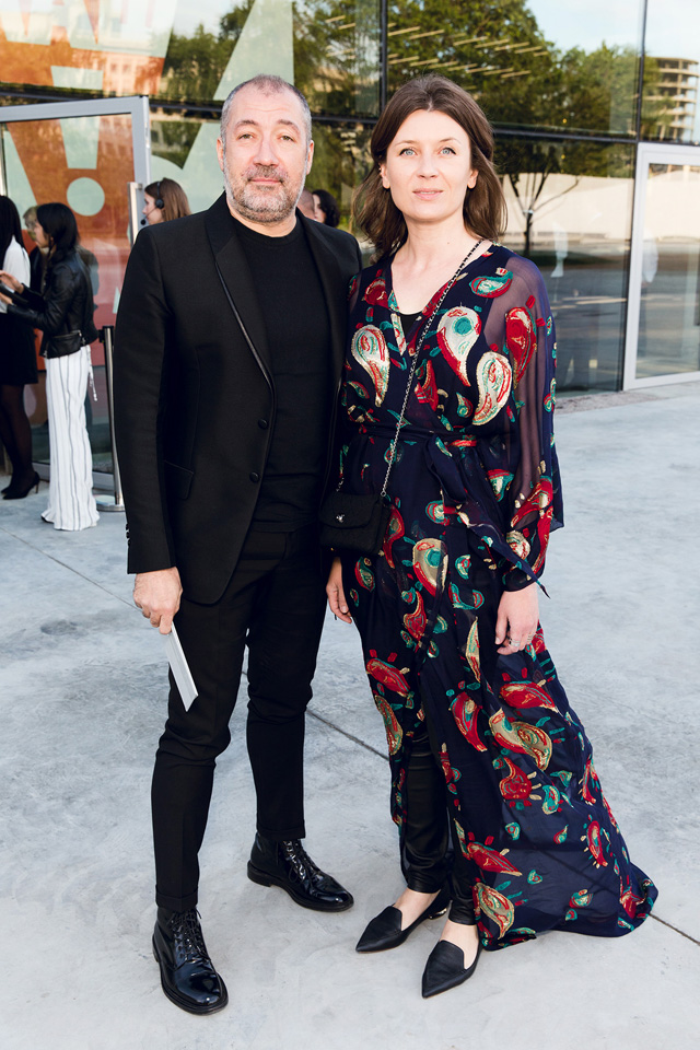 Вадим Ясногородский и Анита Гиговская Открытие года: новое здание музея современного искусства "Гараж" (фото 26)