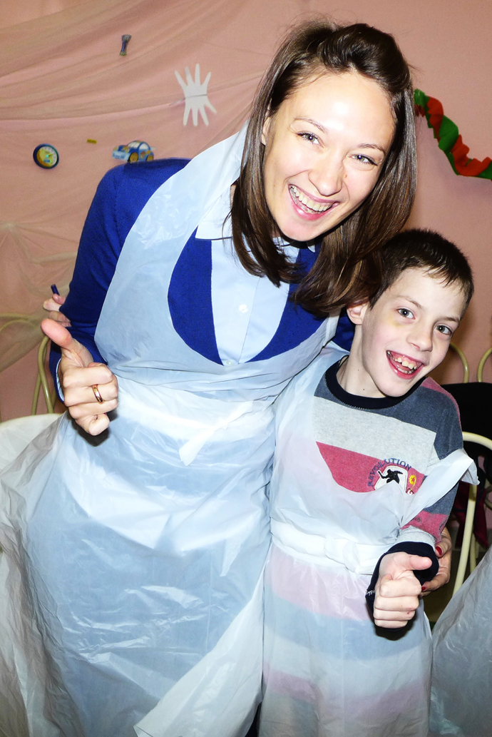 "Обнаженные сердца" и Louis Vuitton в гостях у детского дома-интерната (фото 13)