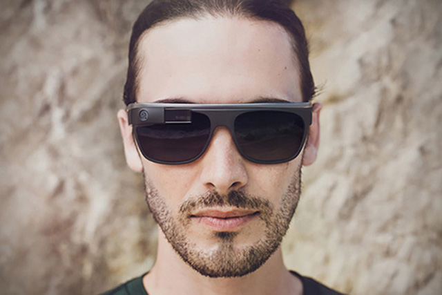 Google Glass обретут форму Ray-Ban (фото 1)
