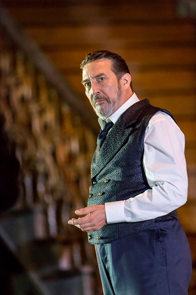 "Гамлет" нашего времени (фото 5)