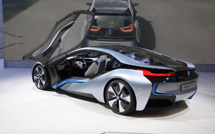 BMW i8