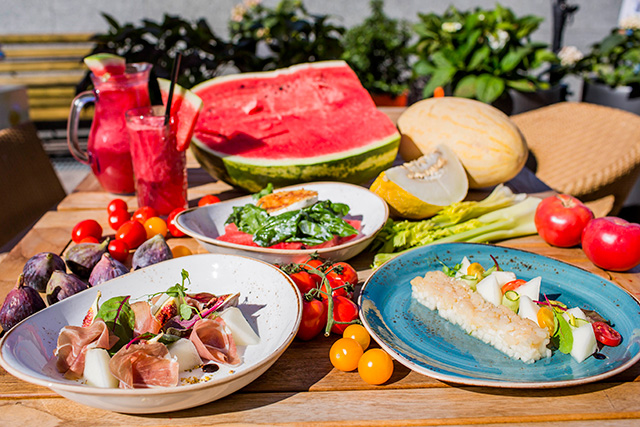 Ягодка опять: арбузное настроение московского августа (фото 3)