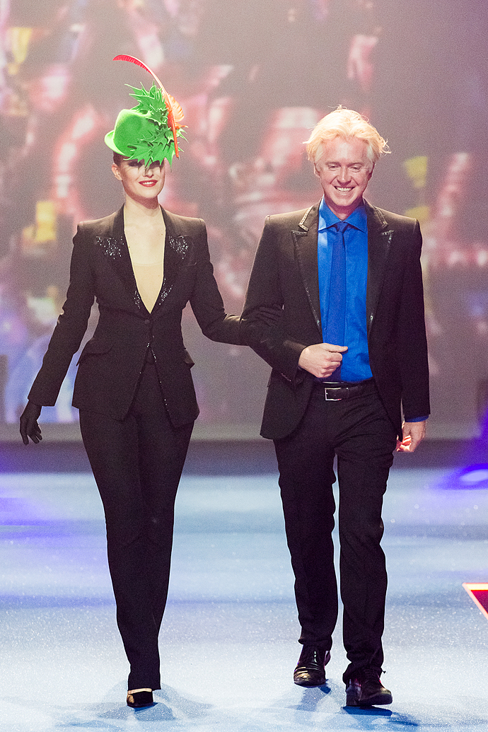 Шляпка Питера Пена отPhilip Treacy