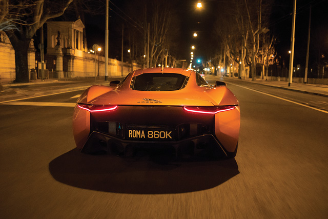 Джеймс Бонд: спасибо, что живой (фото 5)