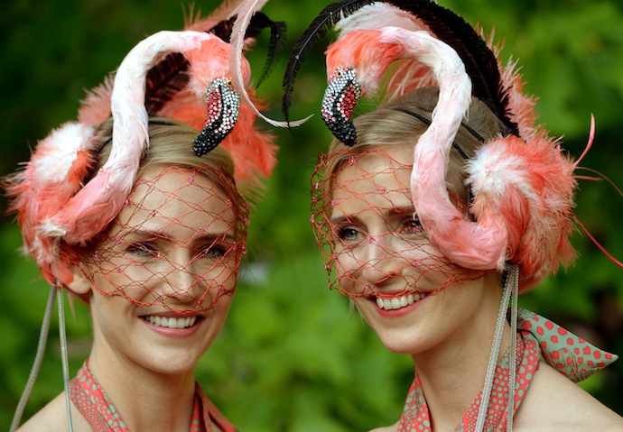 Рут и Мэри Поувис Рут и Мэри Поувис