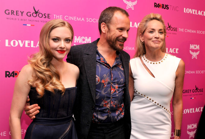 Аманда Сейфрид, Питер Сарсгаард и Шерон Стоун