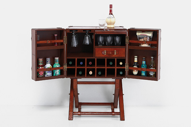 Мини-бар "Lodge" (#77078), 59900 рублей Kare Design: знаменитый мебельный магазин теперь в Москве (фото 13)