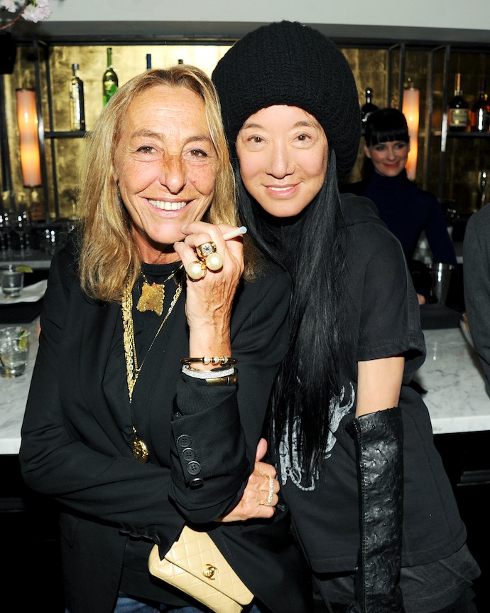 Кэрлайн Серф де Дедзели и Вера Вонг