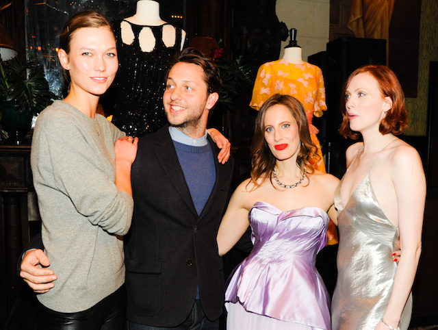 Карли Клосс, Дерек Бласберг, Лиз Голдвин и Карен Элсон