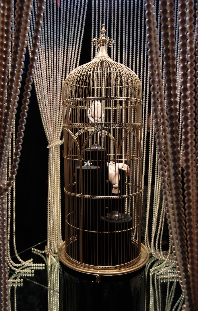 Ювелирный зал Chanel Ювелирный зал Chanel