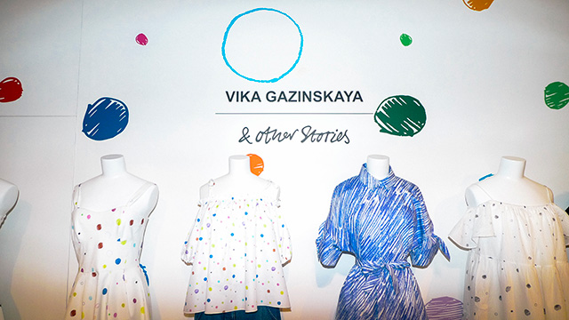 Презентация коллаборации Вики Газинской и & Other Stories в Colette (фото 4)