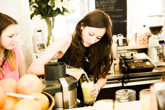 Лимонад Buro 24/7 в ресторанах Correa's (фото 6)