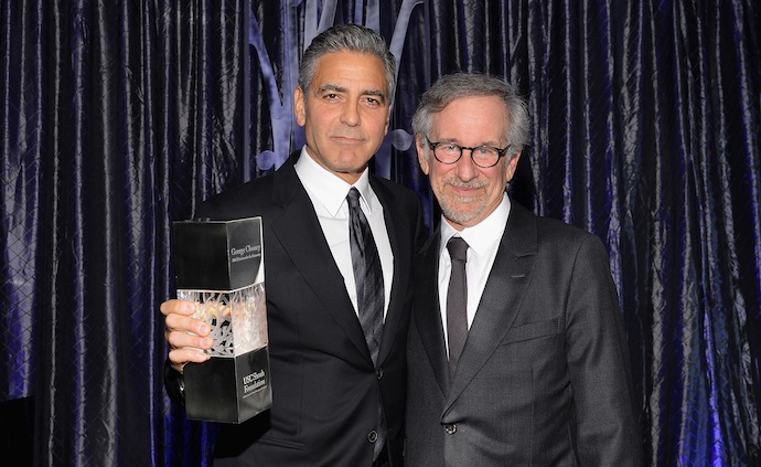 Джордж Клуни и Стивен Спилберг Джордж Клуни и Стивен Спилберг