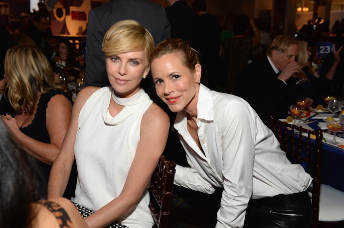 Шарлиз Терон и Мария Белло Шарлиз Терон и Мария Белло