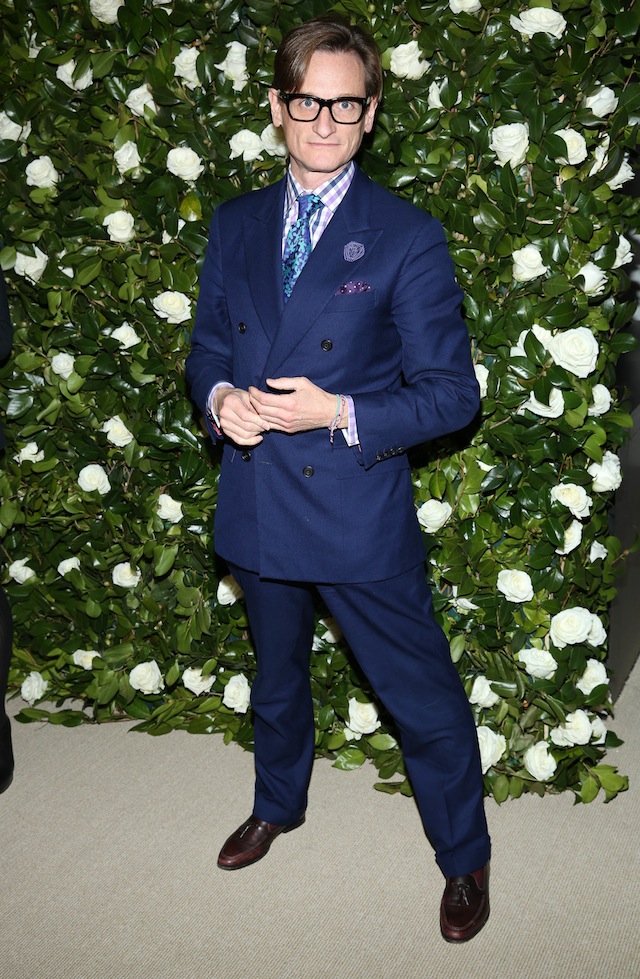 Хэмиш Боулз Хэмиш Боулз