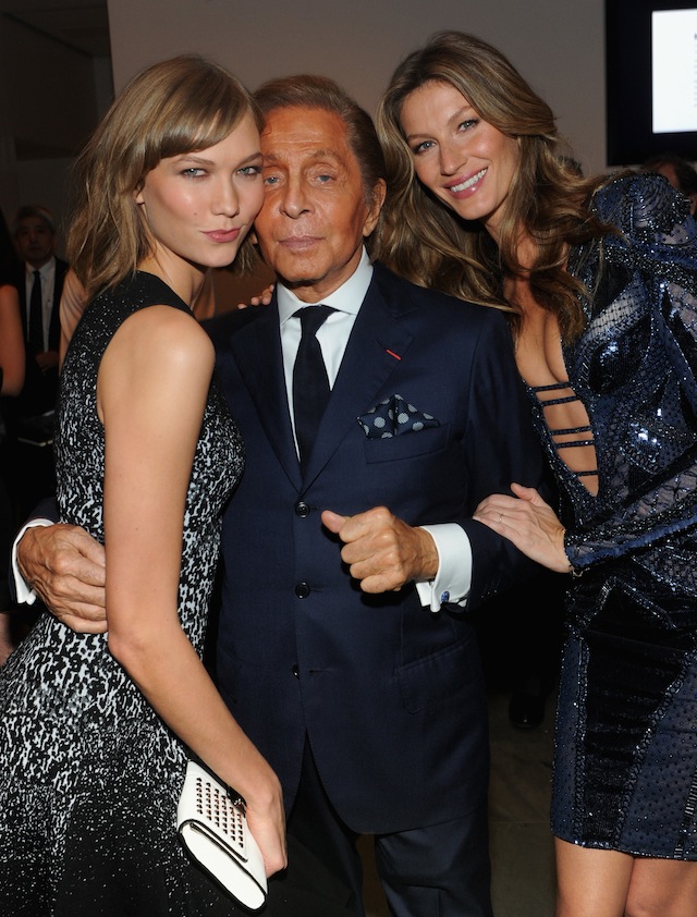 Карли Клосс, Валентино Гаравани и Жизель Бундхен