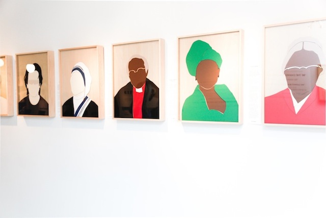 Благотворительная выставка Faces of Change в Нью-Йорке