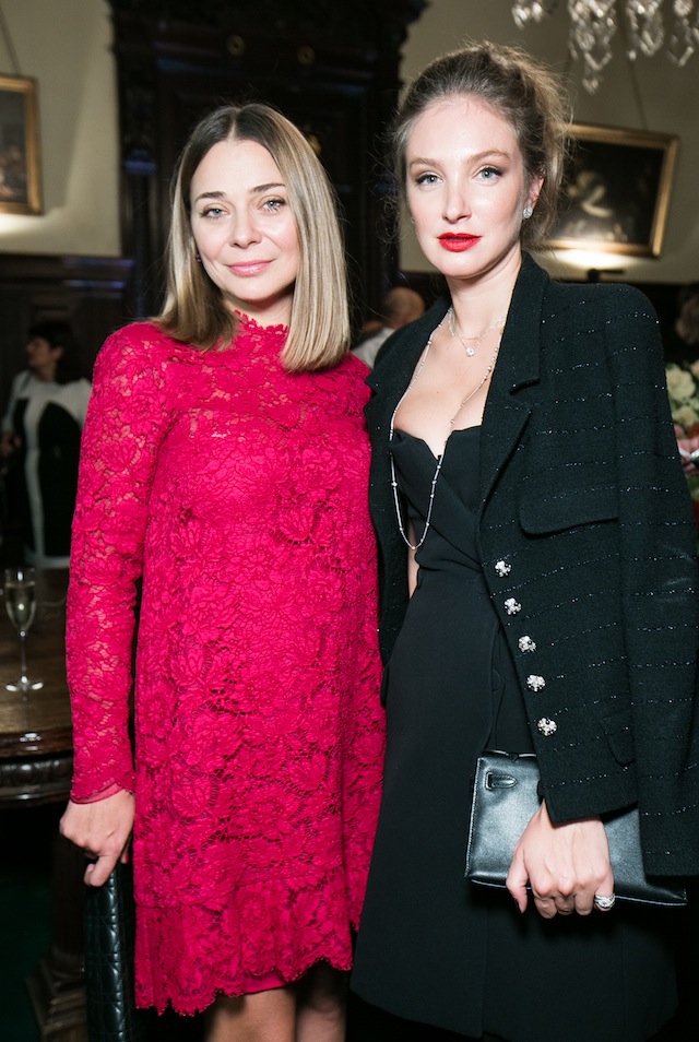 Наталья Лучанинова и Алена Пенева Наталья Лучанинова и Алена Пенева