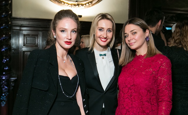 Алена Пенева, Оксана Бондаренко и Наталья Лучанинова Алена Пенева, Оксана Бондаренко и Наталья Лучанинова