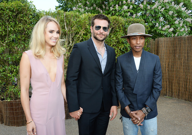 Сьюки Уотерхаус, Брэдли Купер и Фаррелл Уильямс Ежегодный летний прием лондонской галереи "Серпентайн" (фото 1)