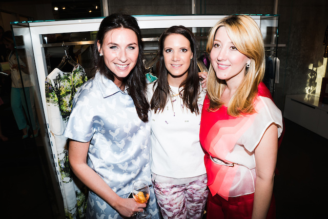 Дарья Веледеева, Кира Пластинина и Хатуля Авсаджанашвили Коктейль "Санкт-Петербург. Белые ночи" в городе на Неве (фото 5)