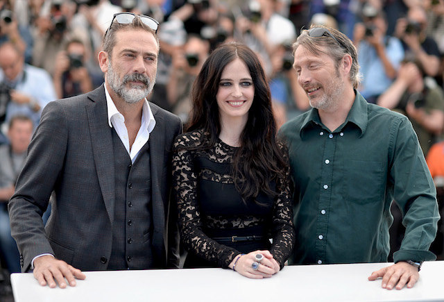 Джеффри Дин Морган, Ева Грин и Мадс Миккельсен Ева Грин, Мадс Миккельсен и Джеффри Дин Морган на фотоколле фильма "Спасение" (фото 1)